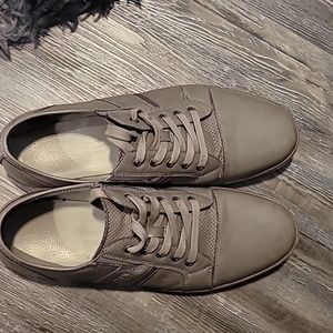 Kenneth cole sneakers 12